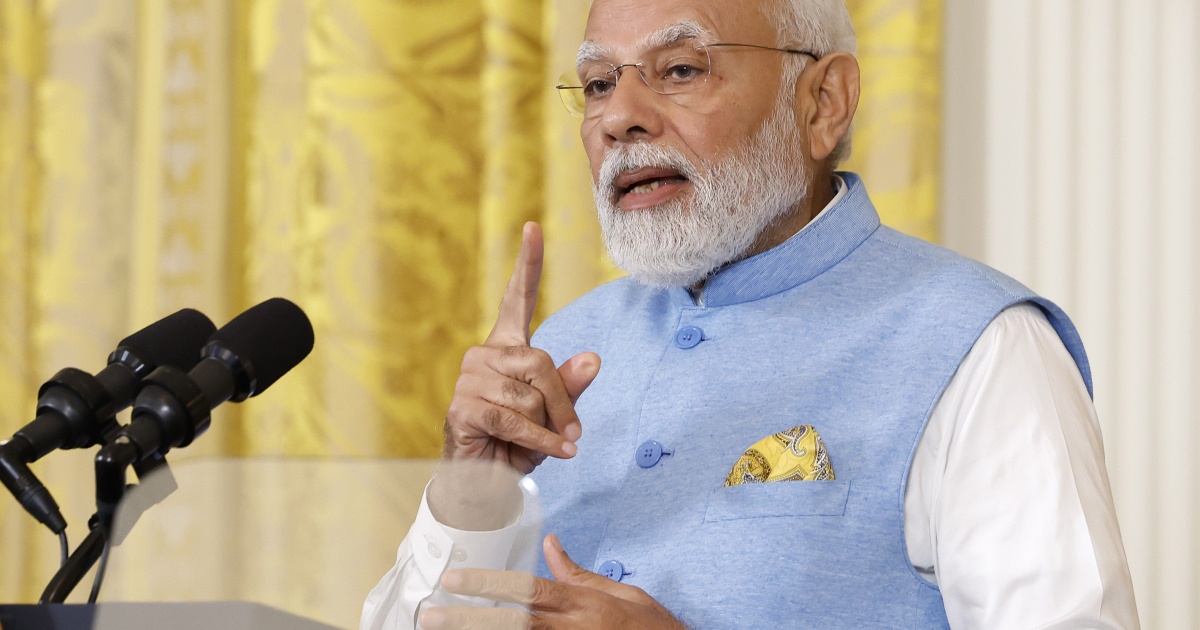 Indiaʼs Prime Minister has urged citizens to travel less, not buy gold, and save fuel. All because of the oil crisis
