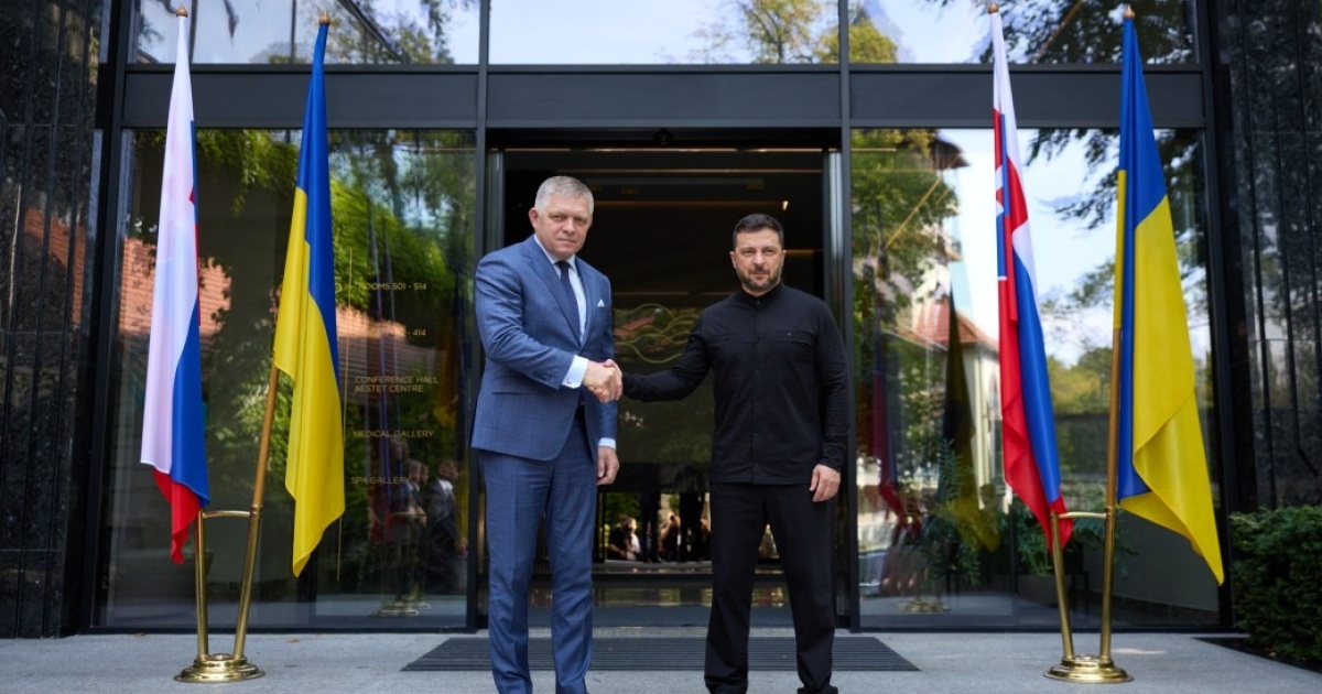 Zelensky and Fico spoke by phone. The Slovak Prime Minister said he supports Ukraineʼs membership in the EU