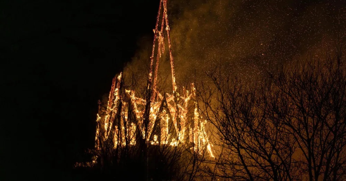 A 19th-century church burned down in Amsterdam on New Yearʼs Eve