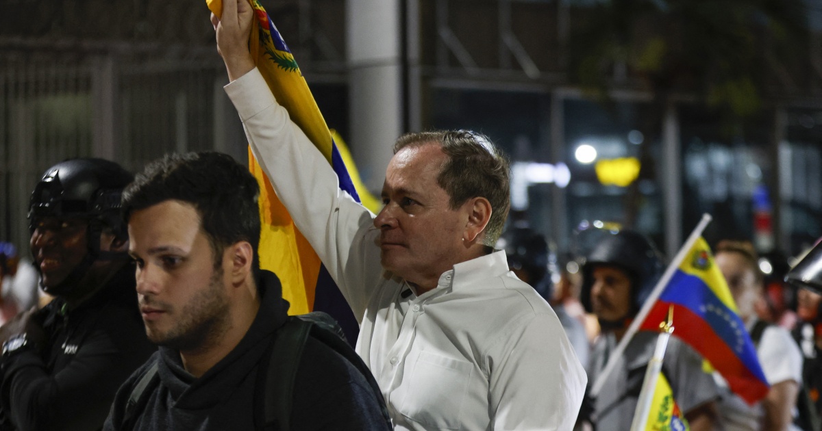 Venezuela releases 35 key opposition figures from custody. One kidnapped after release