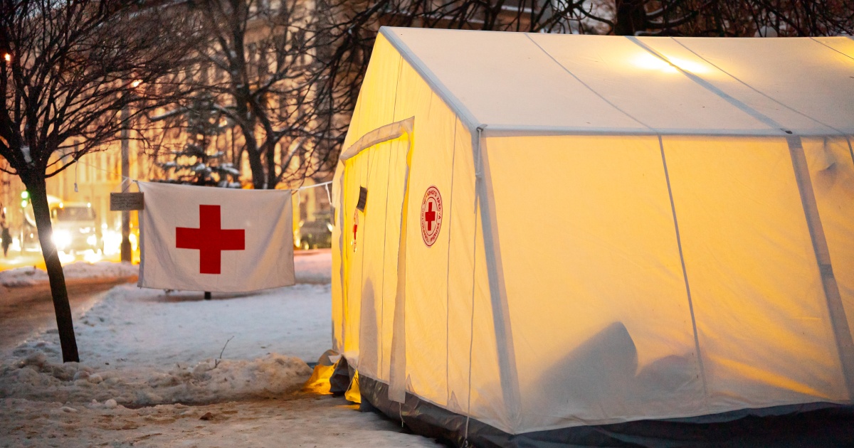 Five weeks of continuous support: how the Ukrainian Red Cross helps Ukrainians during the energy crisis