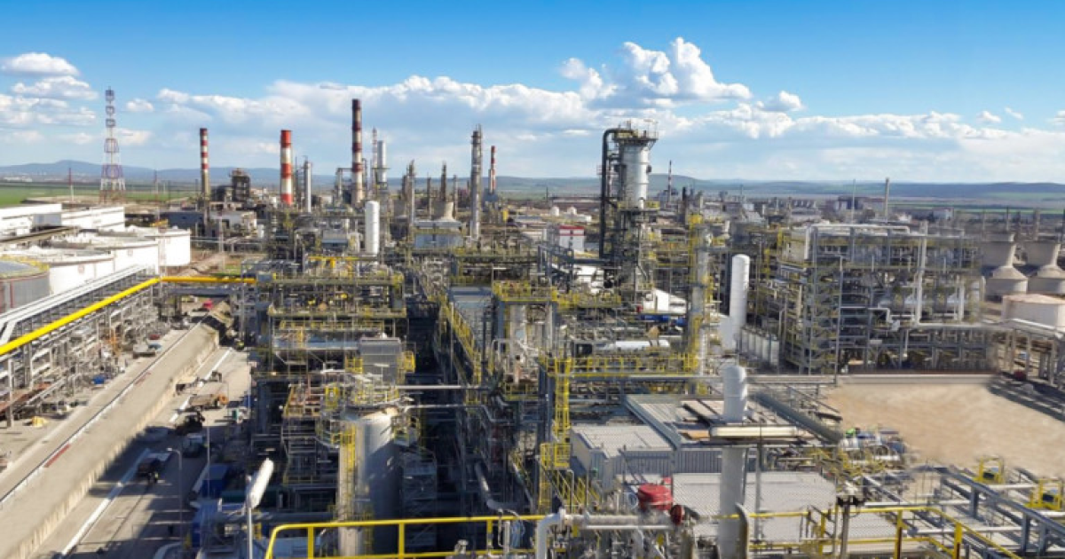 Bulgaria wants to nationalize the largest refinery in the Balkans. It belongs to Russiaʼs “Lukoil”
