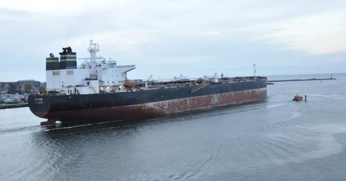 Britain intercepts Russian shadow fleet tanker in English Channel for first time