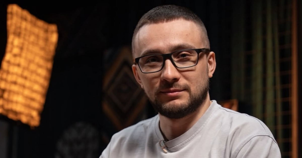 “Trukha” is trying to discredit Serhiy Sternenko. He calls boycott it and accuses it of advertising a scam