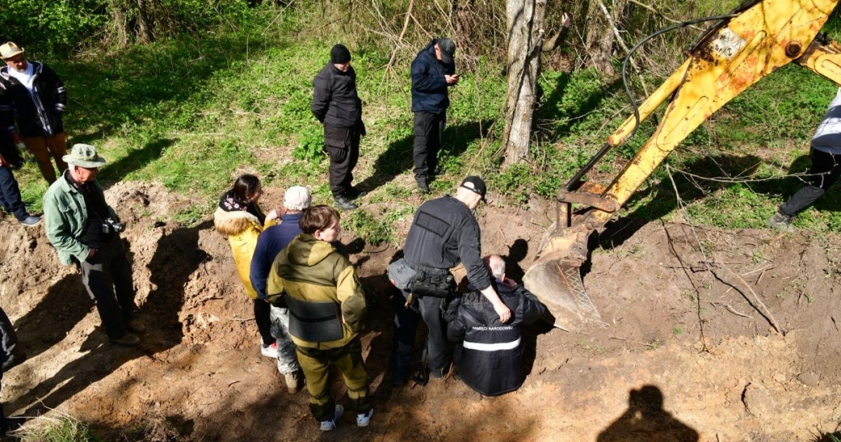 Під час польсько-українських розкопок на Волині знайшли братську могилу