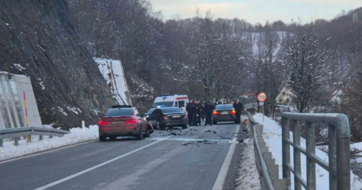 Ukrainian in BMW crashes into motorcade of Montenegrin Prime Minister — there are injuries