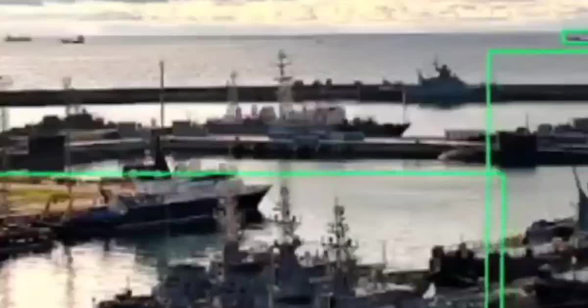 Російський підводний човен виведений з ладу через атаку українських дронів