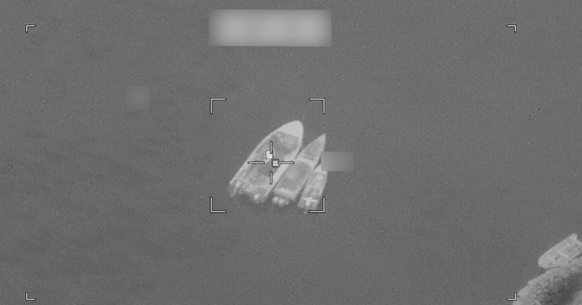 The US attacked Iran and revoked permission to sell Iranian oil after attacks on ships in the Strait of Hormuz