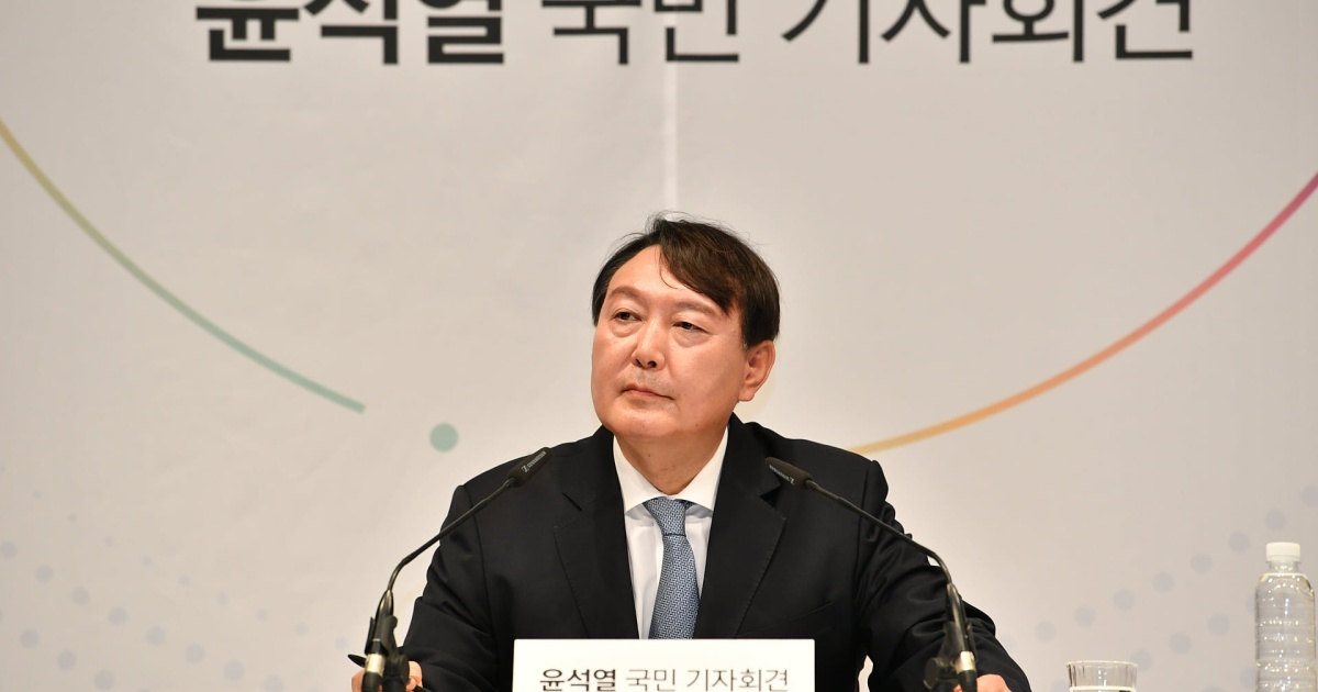 Former South Korean president sentenced to life in prison for attempting to impose martial law