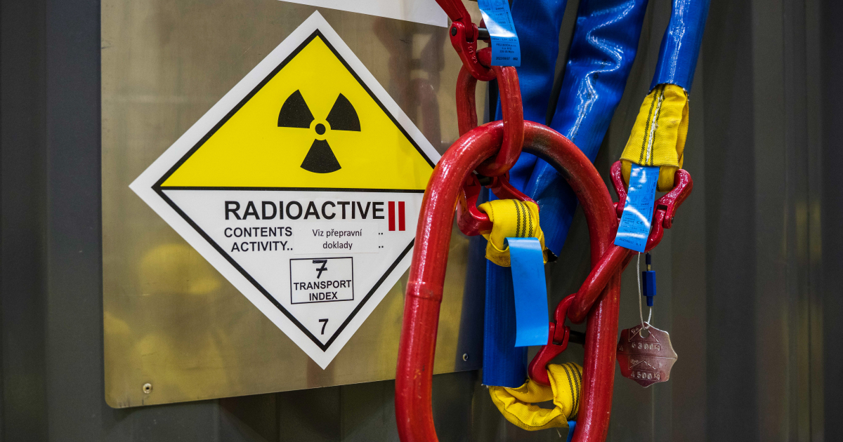 Shariy hints that the UK will transfer uranium for nuclear weapons to Ukraine. In fact, “enriched uranium” does not mean “military”