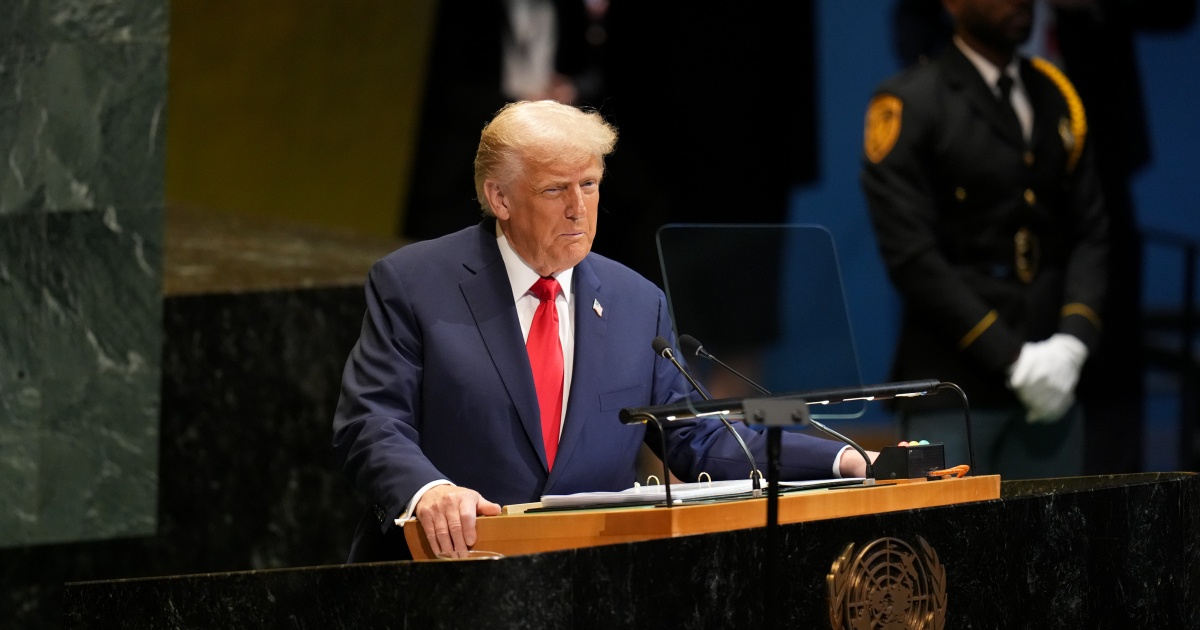 Reuters: Trump prepares mass government layoffs amid war with Iran