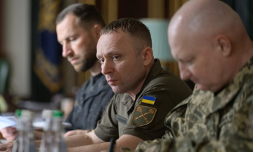 Перші кадрові рішення Михайла Драпатого: у командуванні Сухопутних військ, Сил логістики та в 93 ОМБр. «Бабель» зібрав подробиці