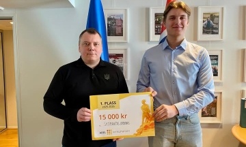 Переможець математичної олімпіади в Норвегії віддав увесь виграш Україні. Сам хлопець — з Литви