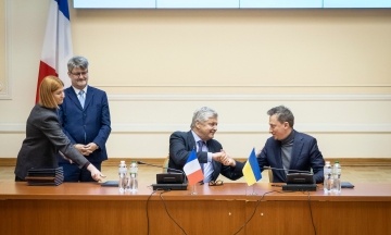 Франція передасть Україні 150 генераторів і виділить мільйони євро на відновлення критичної інфраструктури