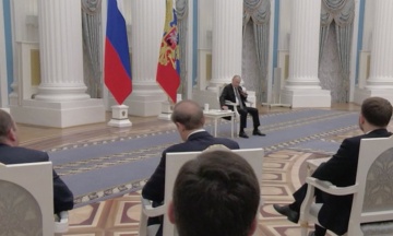 FT: Путін під час розмови з лідерами Фінляндії й Норвегії говорив про історію словʼян, замість переговорів про мир