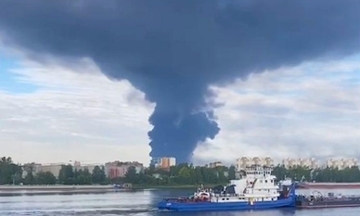 Two large refineries and ships in the Black Sea. Zelensky revealed the details of Ukraineʼs night attack on Russia