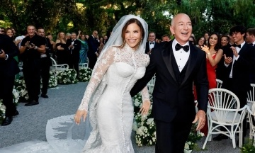 Мільярдер Джефф Безос і телеведуча Лорен Санчес одружились у Венеції — попри протести місцевих