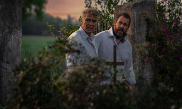 Що подивитися у вихідні. Драмеді з Клуні й Сендлером, вестерн із зіркою «Гри престолів», різдвяна комедія із зірковим складом і документалка про злочини репера Diddy