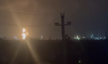 Українські війська атакували російський вертоліт Ка-27 та НПЗ