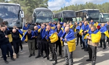 Prisoner exchange, resumption of “Druzhba”, and a €90 billion loan from the EU. Weekly digest