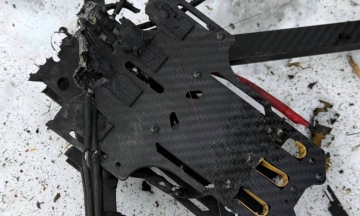 Радник міністра оборони: Російський дрон на оптоволокні долетів до околиць Харкова