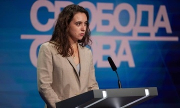 Зеленський увів у дію санкції РНБО проти своєї колишньої прессекретарки Юлії Мендель. Хто ще в списку