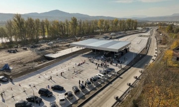 A new checkpoint has opened on the border of Ukraine and Romania. It will be able to process up to 400 vehicles per day