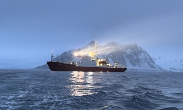Ukrainian icebreaker “Noosphere” completed its fourth Antarctic season — it became a record