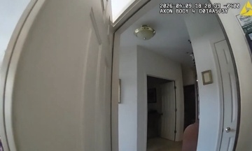 Поліція вломилася до бабусі, яка не відповідала на дзвінки — вона в цей час била рекорд у відеогрі