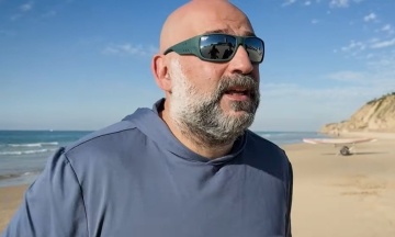 «Зробили крайнього». Журналісти УП знайшли Тимура Міндіча в Ізраїлі. Ось що він розповів