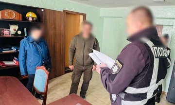 Поліція викрила масштабні схеми зловживання при закупівлі дров для ЗСУ на понад 100 млн грн