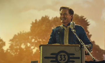 Що подивитися у вихідні. Нові сезони «Фолаут» і «Емілі в Парижі», епічний бойовик про апокаліпсис і мила документалка про дитинчат тварин, яку озвучує зірка «Паддінгтона»