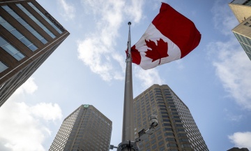 Масову стрілянину в канадській школі влаштувала 18-річна дівчина. Перед цим вона вбила своїх матір і брата