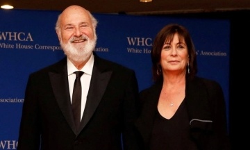 Hollywood director Rob Reiner and his wife found dead. Police investigating murder