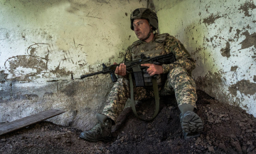 За два місяці росіяни кілька разів проривалися на окремих ділянках Добропільського напрямку. Здається, сил і техніки їм зараз не бракує. Що там відбувається?
