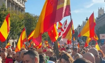 У Мадриді тисячі людей вийшли на протест через міграційну кризу в Сеуті