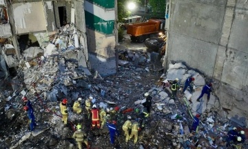 16 people have already died in the Russian attack on a high-rise building in Kyiv. Two children are among the victims
