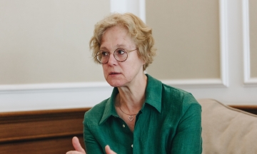 Human rights activists say Ukrainian laws are too harsh on citizens in occupied territories. What do you need to prove to call someone a collaborator? An international law expert explains