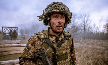 Місто Оріхів прикриває Запоріжжя, і битва за нього вже почалась. Чи ні? «Бабель» спробував дізнатися у військових, які виконують завдання на напрямку