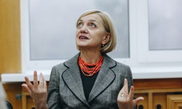 “A question of the artist’s conscience.” We asked the new Language Ombudsman what she plans to do about the Russian language in schools, concerts, and streaming