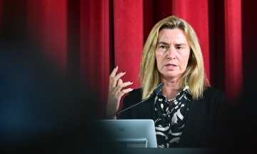 Ексочільницю європейської дипломатії Могеріні відпустили після допиту — її затримали у справі про шахрайство з грошима ЄС