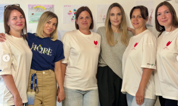 «Майже щодня під обстрілами»: Анджеліна Джолі розповіла про поїздку до Харкова наприкінці серпня