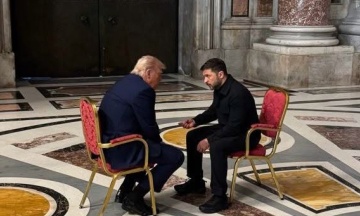 Трамп вважає, що Україні потрібен новий лідер, який зможе укласти угоду про завершення війни