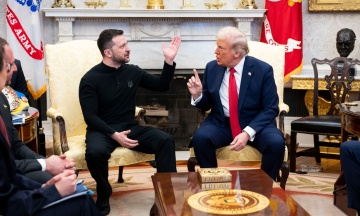 The New York Times опублікувала добірку своїх найважливіших світлин у 2025 році. Сім з них — про Україну