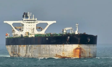 На борті турецького нафтового танкера Bella намалювали прапор РФ, щоб захиститися від США