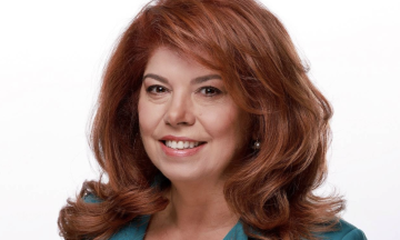 Уперше в історії Болгарії президентом країни стала жінка — Іліяна Йотова