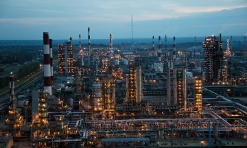 Українські військові атакували НПЗ «Ярославський» у РФ та російські військові ешелони й обʼєкти ППО