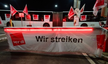 Strikes halt public transport in 15 German states