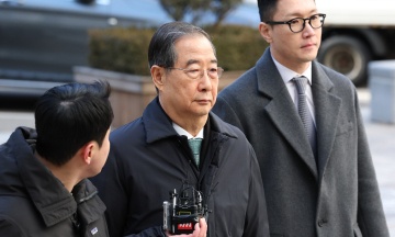 Former South Korean Prime Minister sentenced to 23 years in prison in martial law case