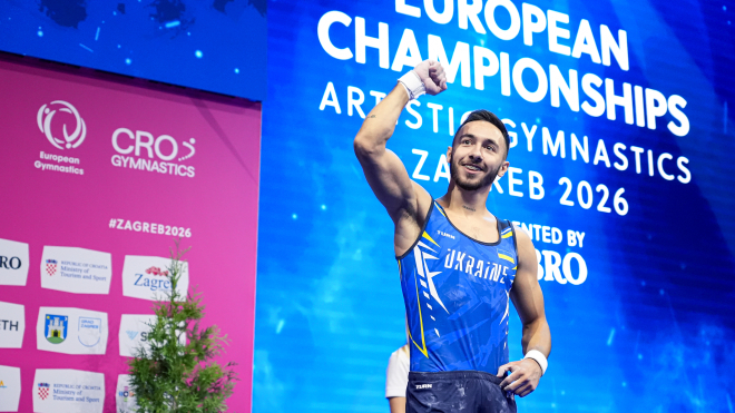 Гімнаст Назар Чепурний виграв золото Європи та заявив, що сам оплатив підготовку до змагань, — і не може дякувати ні Мінспорту, ні Федерації гімнастики. Ми поговорили з усіма сторонами